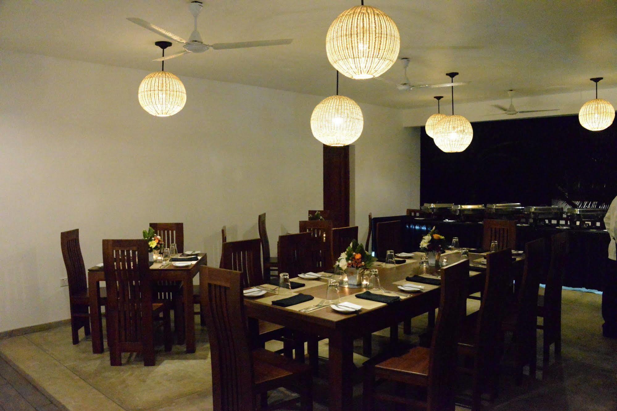 The Beach Boutique Uswetakeiyawa Extérieur photo